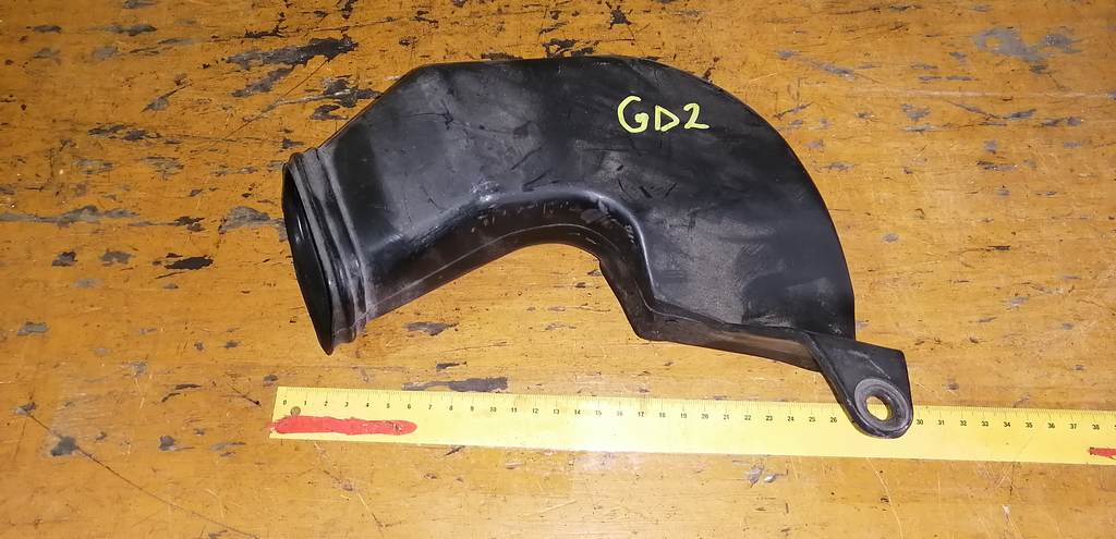 воздухозаборник Subaru Impreza 0