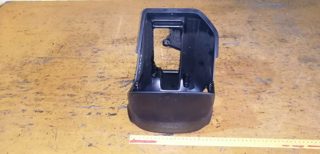 кожух рулевой колонки Honda Freed 3