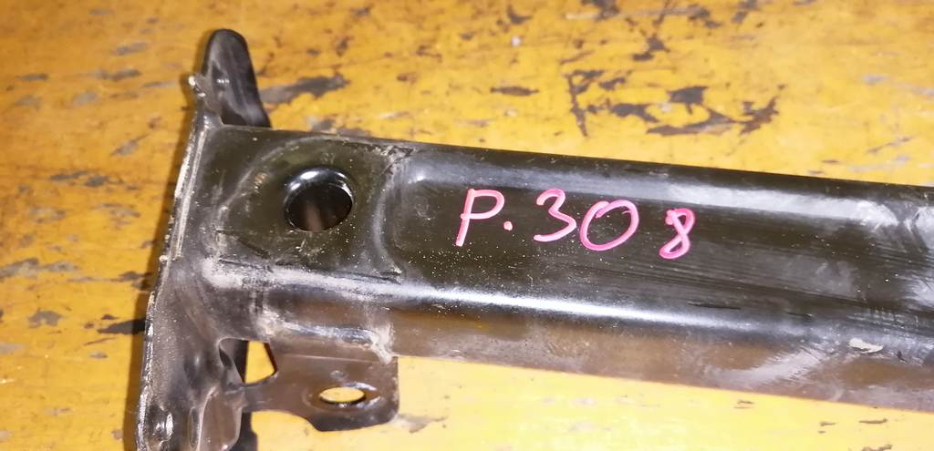 PEUGEOT 308 КРОНШТЕЙН УСИЛИТЕЛЯ Peugeot 308 1