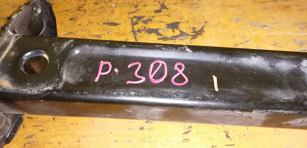 PEUGEOT 308-1 КРОНШТЕЙН УСИЛИТЕЛЯ Peugeot 308 1