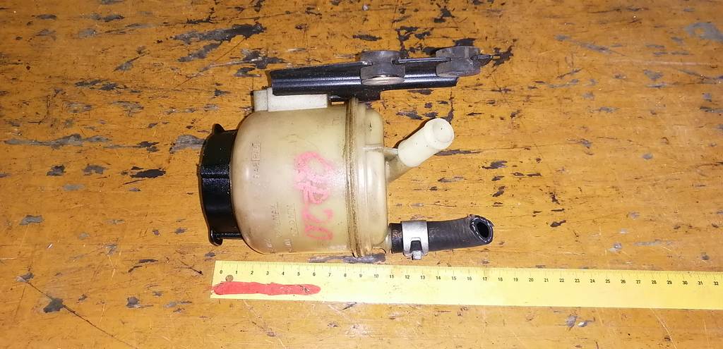 бачок гидроусилителя Nissan X-Trail 0