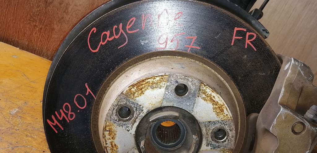 CAYENNE 957 СТУПИЦА ПЕРЕДНЯЯ ПРАВАЯ ABS Porsche Cayenne 1