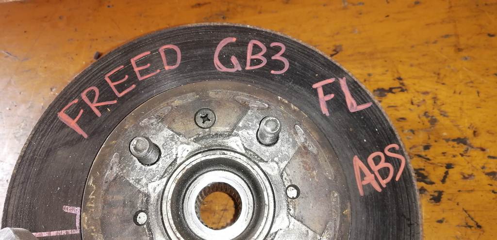 FREED GB3 СТУПИЦА ПЕРЕДНЯЯ ЛЕВАЯ ABS Honda Freed 1