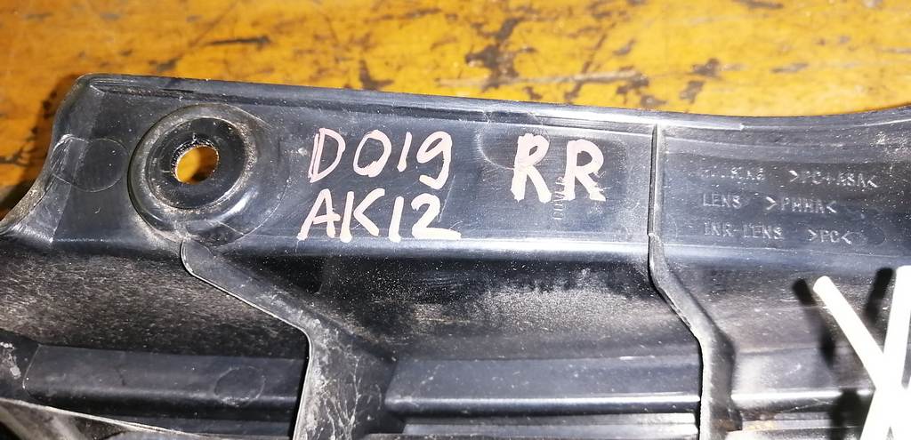 MARCH AK12 СТОП ПРАВЫЙ D019 Nissan March 1