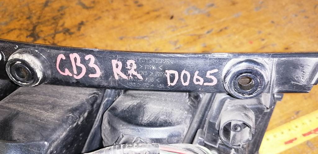 FREED GB3 СТОП ПРАВЫЙ D065 Honda Freed 1