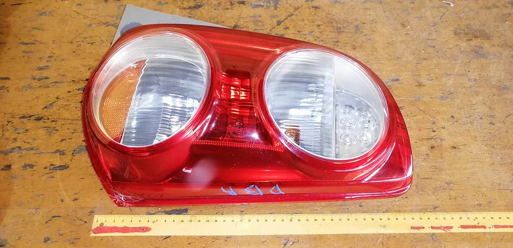 стоп-сигнал Toyota Passo 0