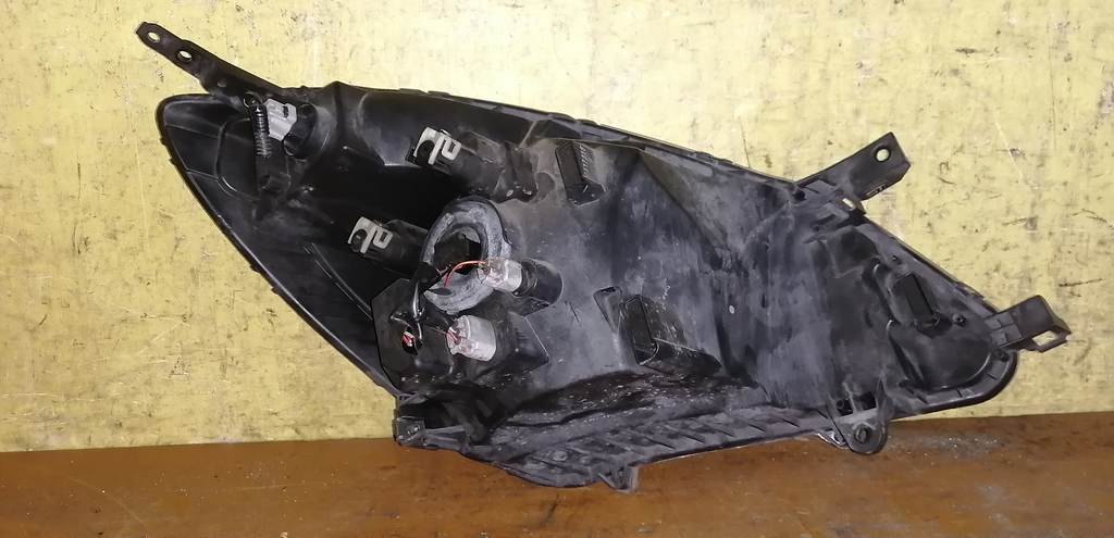 Осветительные приборы Suzuki Solio 2