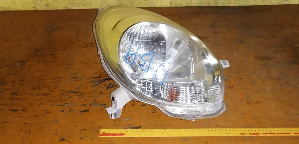 фара Toyota Passo 0