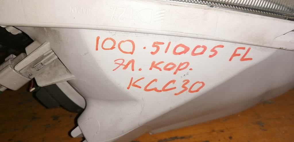 PASSO KGC30 ФАРА ЛЕВАЯ 100-51005 ЭЛ.КОР. Toyota Passo 1