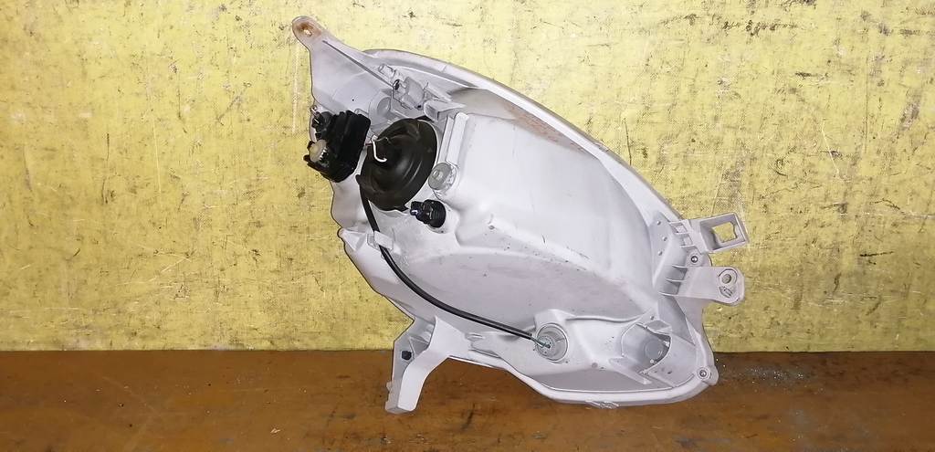 Осветительные приборы Toyota Passo 2