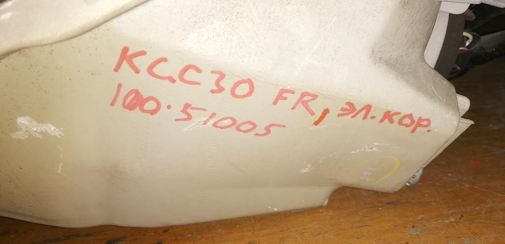 PASSO KGC30 ФАРА ПРАВАЯ 100-51005 ЭЛ.КОР.(1) Toyota Passo 1