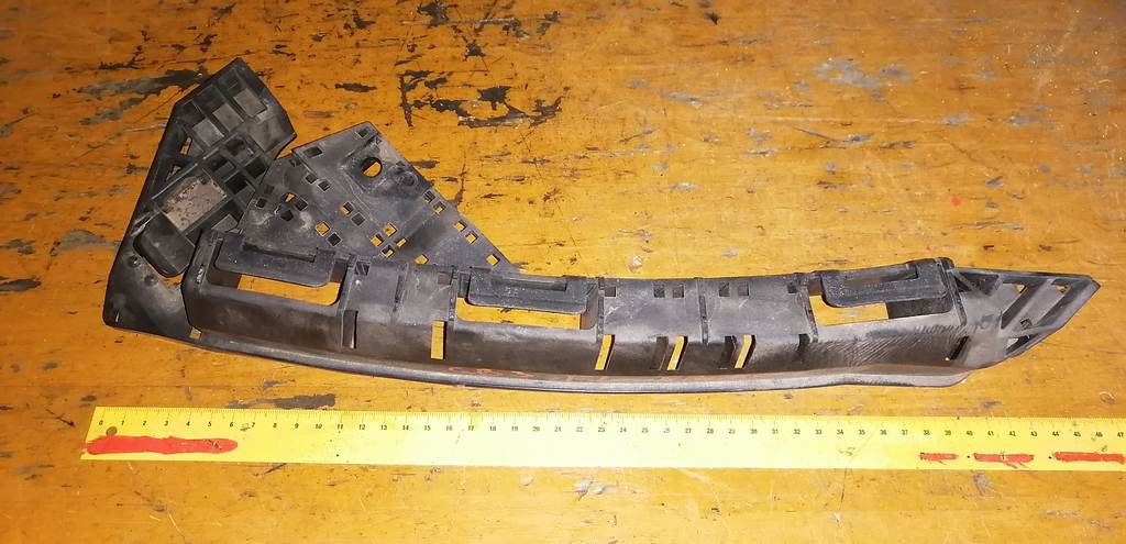 ресничка Honda Freed 0