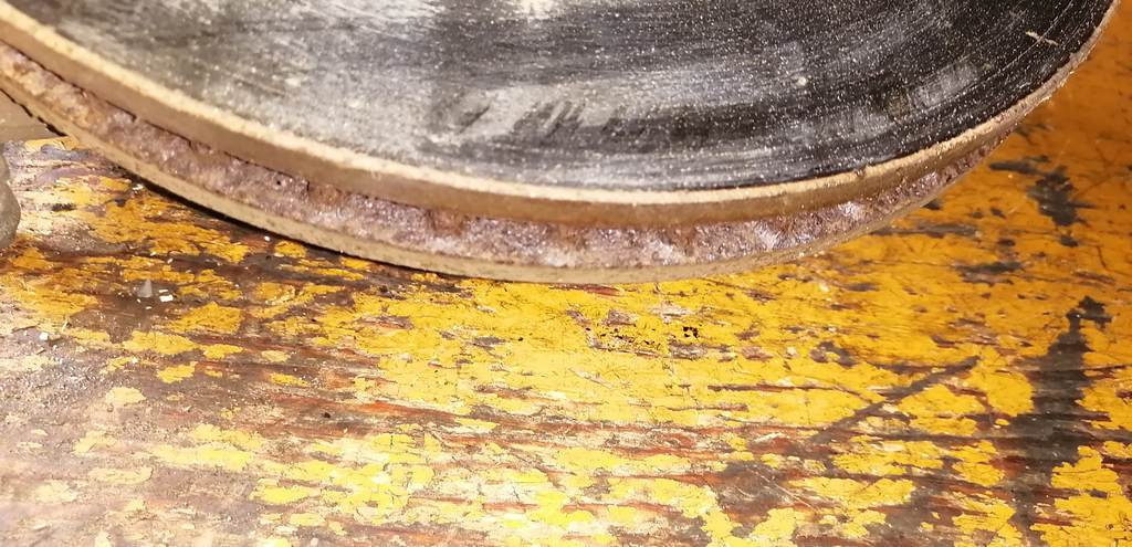 DUALIS J10 СТУПИЦА ПЕРЕДНЯЯ ЛЕВАЯ ABS Nissan Dualis 1