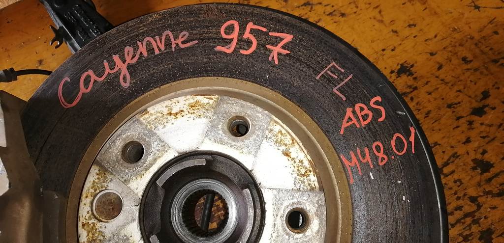 CAYENNE 957 СТУПИЦА ПЕРЕДНЯЯ ЛЕВАЯ ABS Porsche Cayenne 1