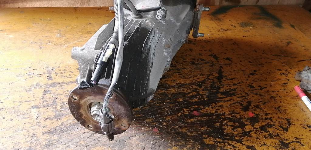 MPV LW5W РЕДУКТОР ЗАДНИЙ Mazda MPV 4