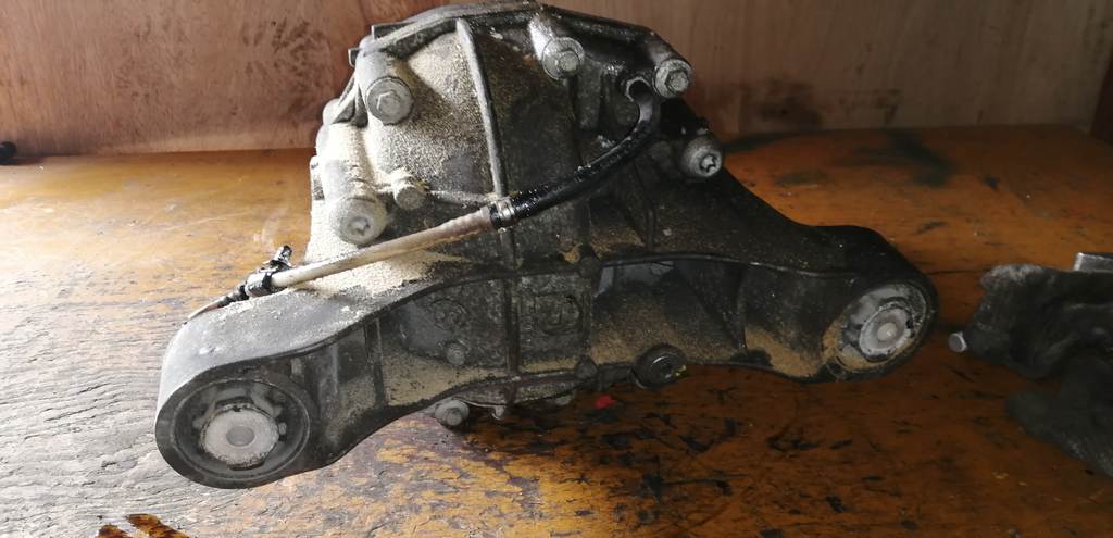 CAYENNE 957 РЕДУКТОР ЗАДНИЙ Porsche Cayenne 4