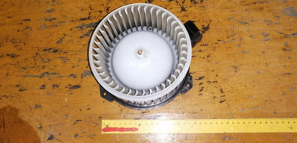 SOLIO MA15S МОТОР ПЕЧКИ Suzuki Solio 4