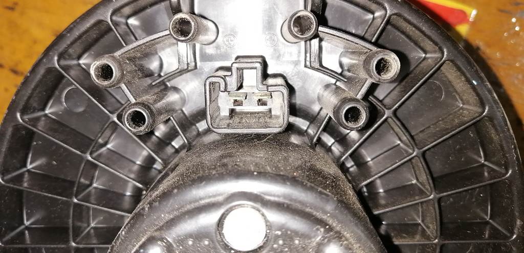 Система охлаждения двигат Suzuki Solio 2