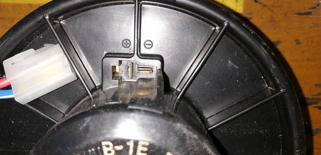 Система охлаждения двигат Mazda Demio 2