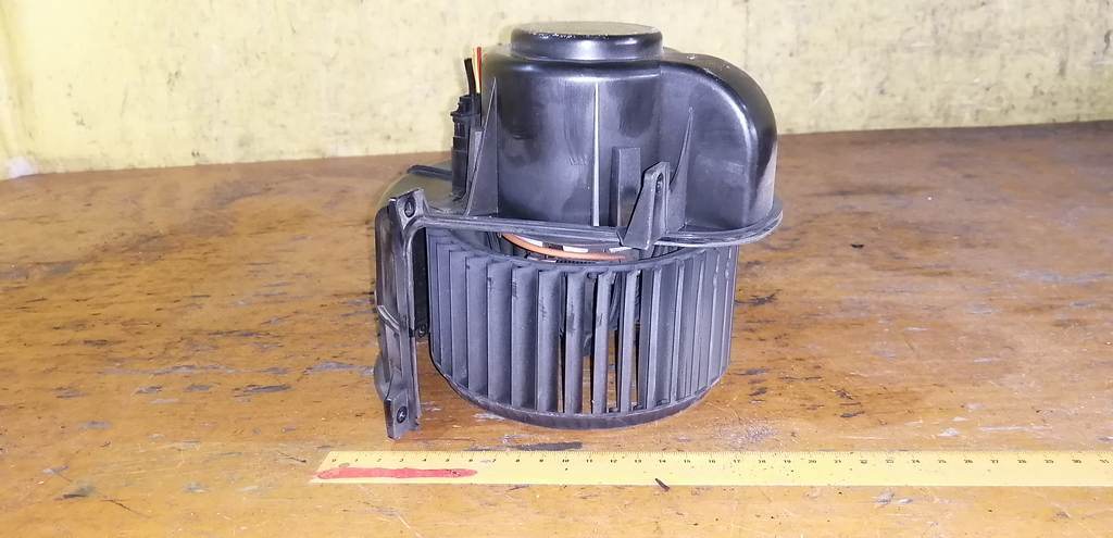 мотор печки Porsche Cayenne 3