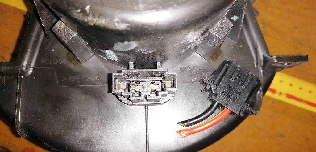 CAYENNE 957 МОТОР ПЕЧКИ Porsche Cayenne 4