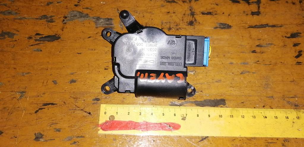 сервопривод заслонок печки Porsche Cayenne 0