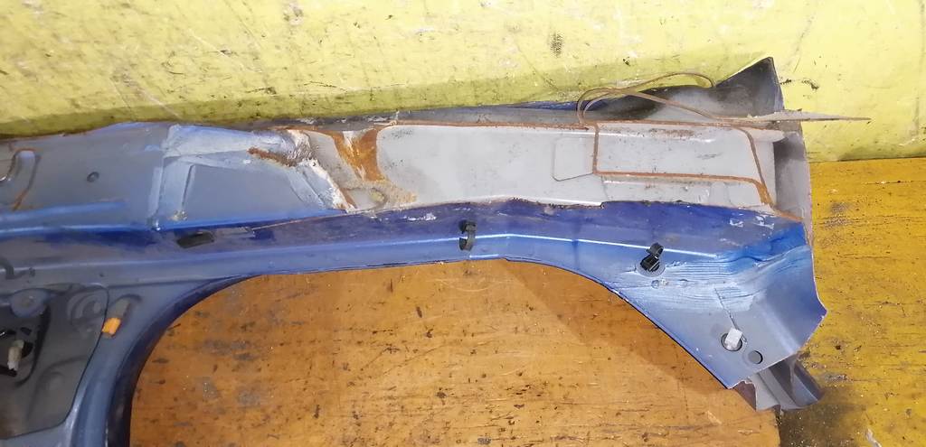 Кузов Mazda Demio 2