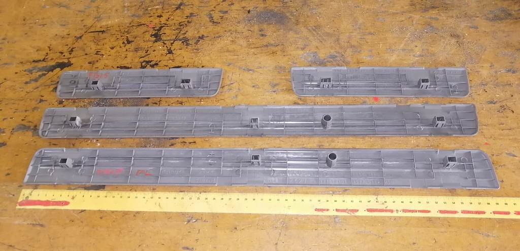 SUNNY FB15 НАКЛАДКА НА ПОРОГ САЛОНА (КОМПЛЕКТ) Nissan Sunny 1