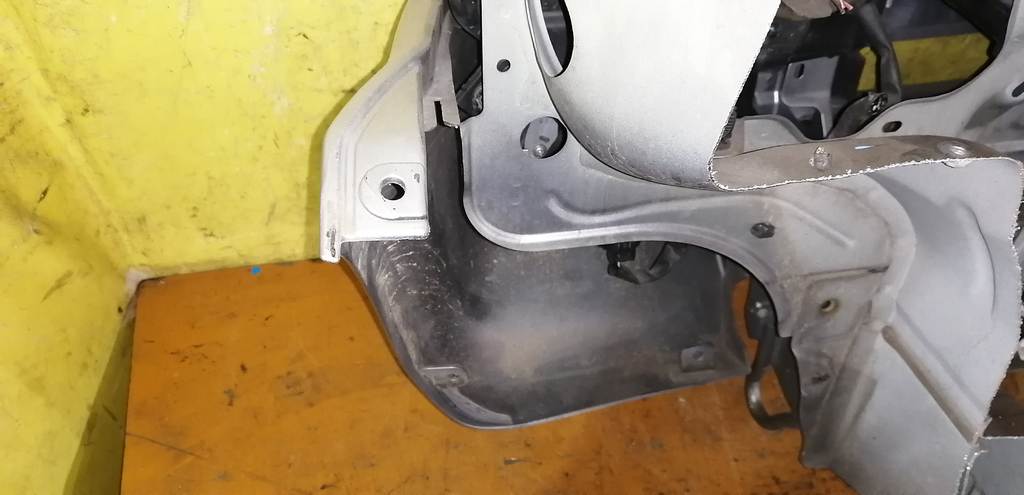 PAJERO MINI H58A НОУСКАТ (ФАРА 100-37007) Mitsubishi Pajero Mini 13