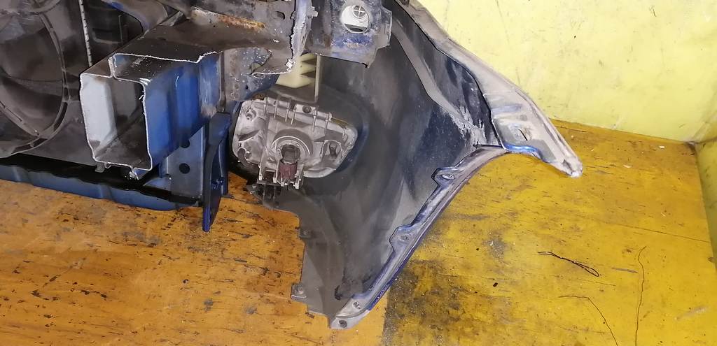 Кузов Mazda MPV 11