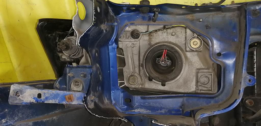 MPV LW5W НОУСКАТ (ФАРА 6899, ГАБАРИТ 4149) Mazda MPV 16