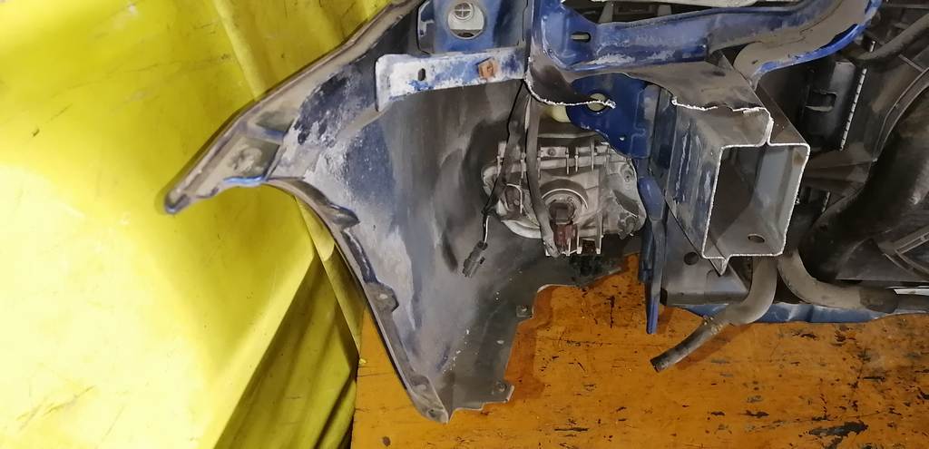 ноускат Mazda MPV 18