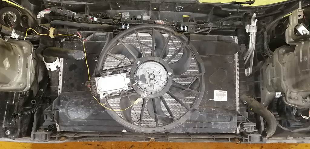 ноускат Mazda Axela 12