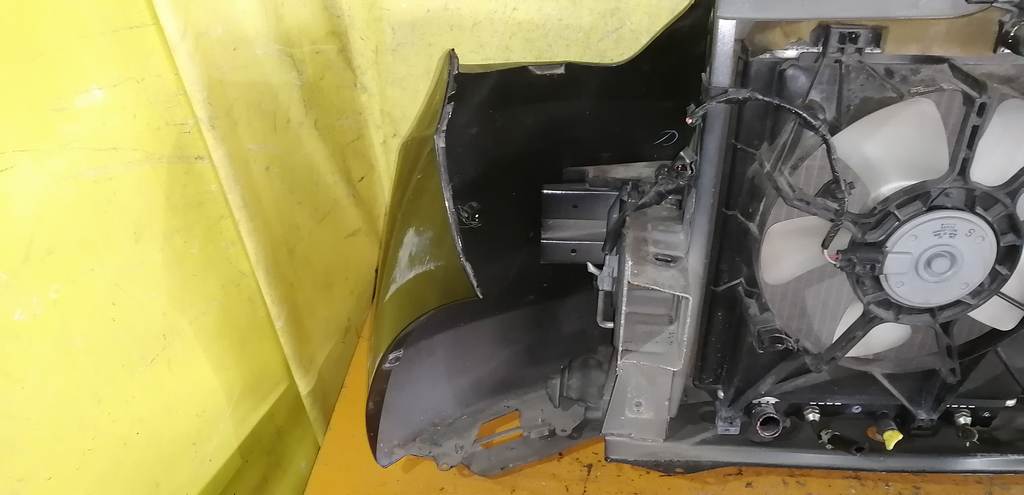 PASSO KGC30 НОУСКАТ, БЕЗ ФАР Toyota Passo 10