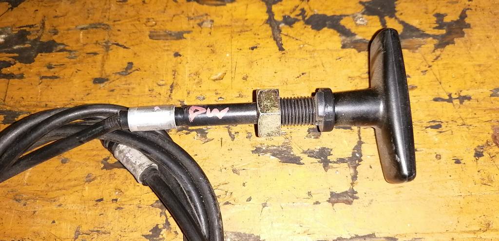 DEMIO DW3W ТРОС КАПОТА Mazda Demio 1