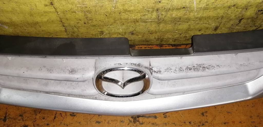 DEMIO DW3W РЕШЕТКА РАДИАТОРА Mazda Demio 1