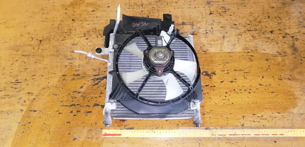 радиатор кондиционера Mazda Demio 0