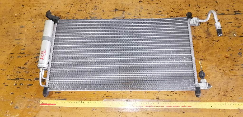 радиатор кондиционера Nissan March 0
