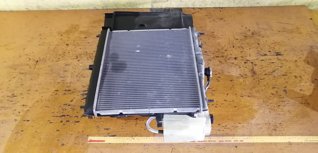 радиатор основной Nissan March 3
