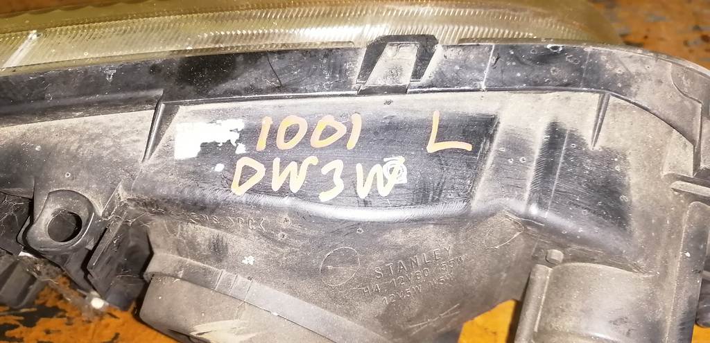 DEMIO DW3W ФАРА ЛЕВАЯ 1001 Mazda Demio 1
