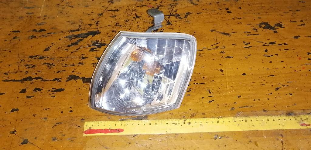 габарит Mazda Demio 0