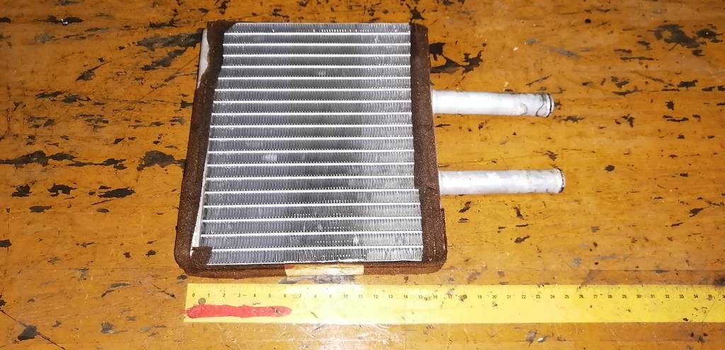 DEMIO DW3W РАДИАТОР ПЕЧКИ Mazda Demio 1