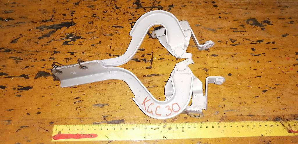 петля капота Toyota Passo 0