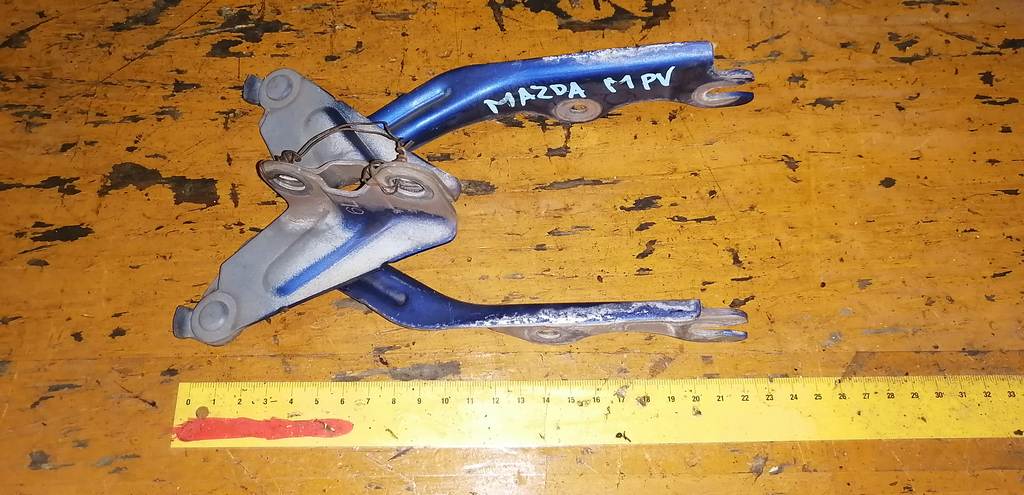 петля капота Mazda MPV 0