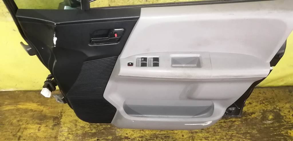 Кузов Honda Freed 5