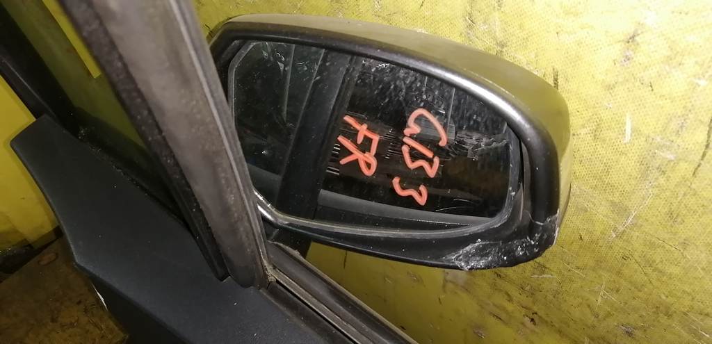 зеркало Honda Freed 0