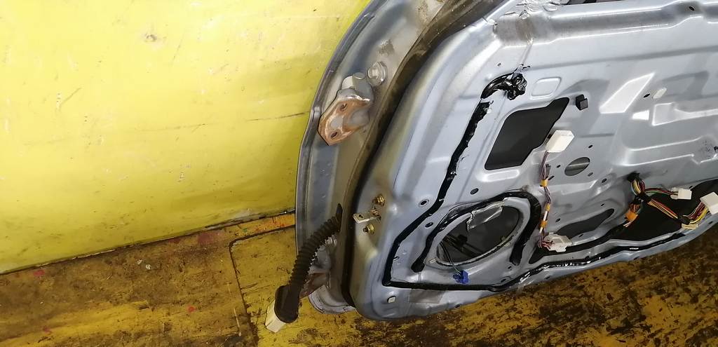 Кузов Mazda Demio 5