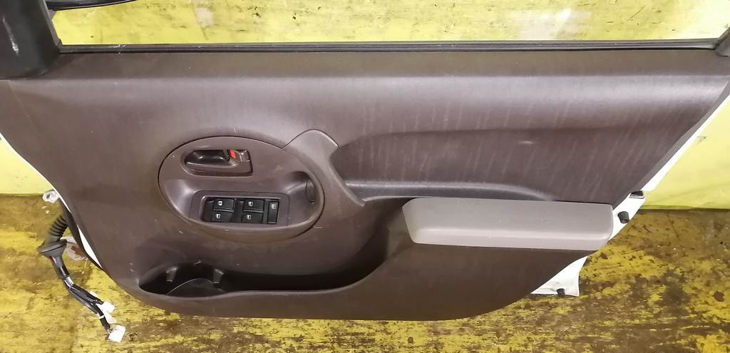 Кузов Toyota Passo 5