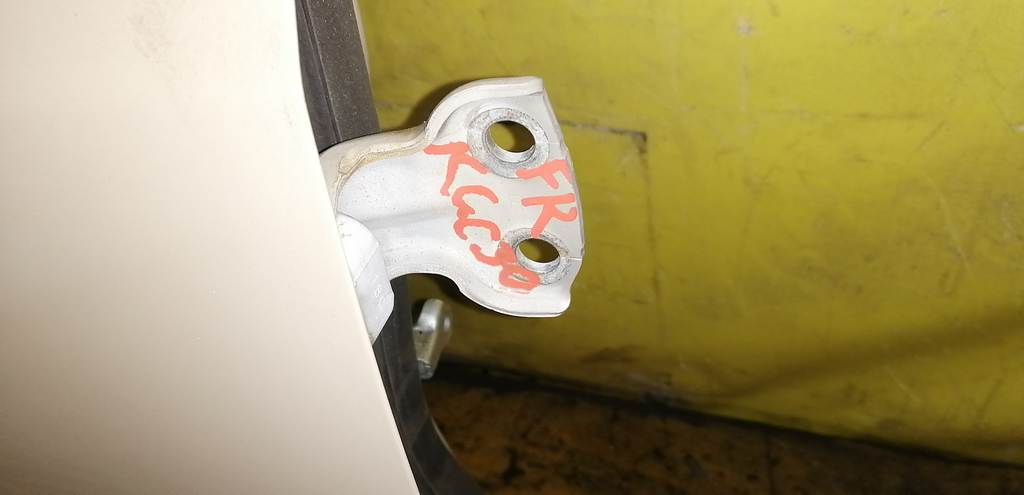 PASSO KGC30 ДВЕРЬ ПЕРЕДНЯЯ ПРАВАЯ Toyota Passo 1