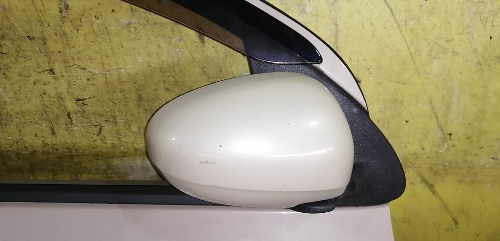 PASSO KGC30 ЗЕРКАЛО ПРАВОЕ Toyota Passo 1